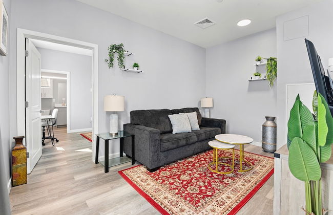 Furnished Apartments near Encore Boston - Photo 21