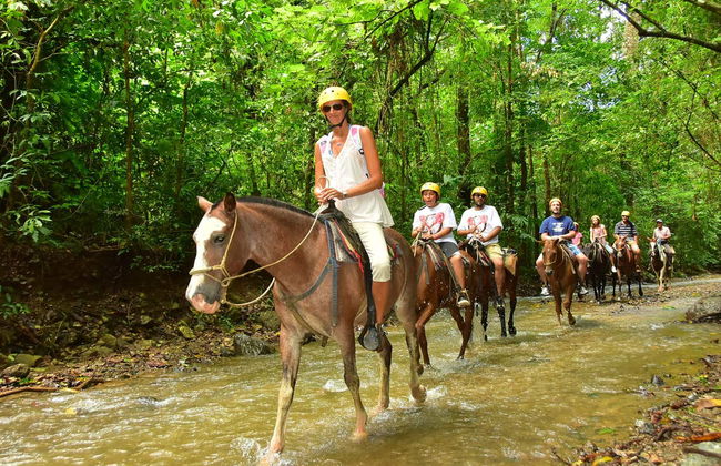 Passeio a cavalo pela selva tropical - Foto 1