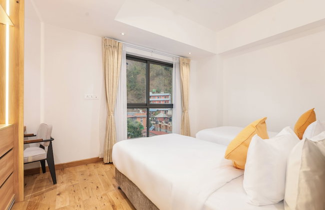 Atithi Suites - Photo 40