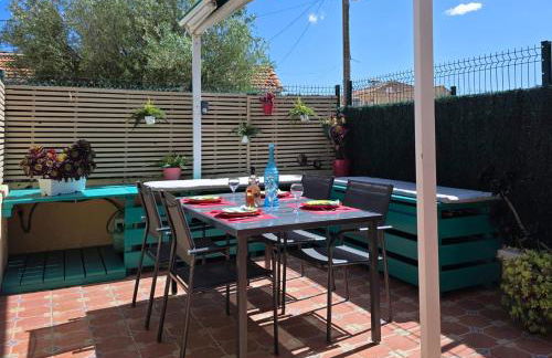 Grand Studio aux Salins - climatisation - terrasse - 90m de la mer - Foto 22