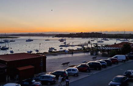 PoolHouse EstrelasDourada ALVOR - Foto 36