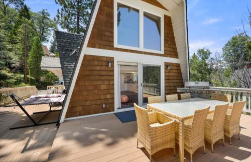 Scout's Lakehouse Retreat by Colby & Conrad - Foto 37