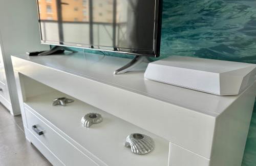 NEW! Apartamento con 2 piscinas, parque infantil, a 1 min de la playa - Foto 23