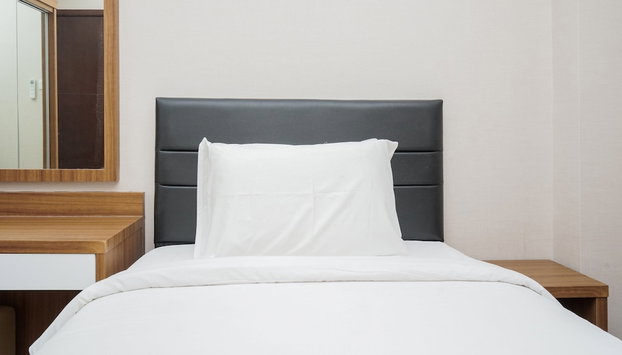 Comfortable 2BR Apartment at Springwood Residence - Foto 2, Habitación