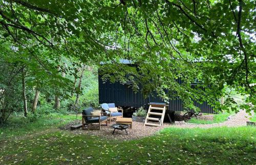 Cornwall Woodland Shepherd's Hut with Hot Tub - Deirdres Hut - Foto 15