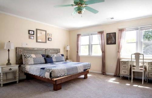 Lovely Vacation Rental with Hot Tub and Amazing Amenities for a Fantastic Family Escape in Clarkesville, Georgia - Foto 3