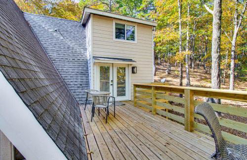 Fairfield Bay Home with Pool Access and Boat Slip - Photo 25