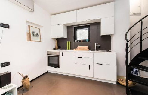 Amazing Home In Dragove - Foto 2