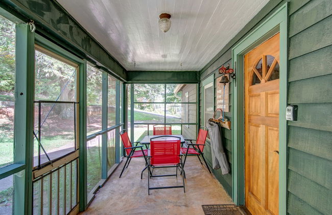 Moonshiner's Cabin Minutes From Two Wheels! - Foto 27