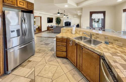 Lake View Twin Homes, Spacious Decks & Kitchens - Foto 19