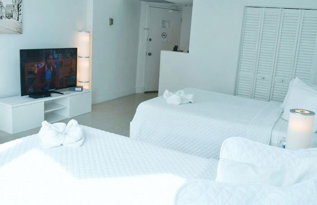 Castle Beach Club Apartments - Photo 19