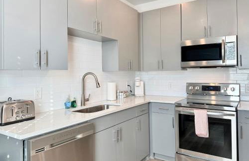 Luxury 2B2B Penthouse with Balcony Downtown 542Blvd - Foto 17