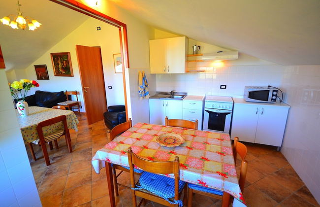 Spacious Home Surrounded by Nature - Foto 35