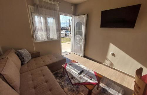 River Studio - Photo 3