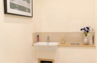 Modern & Exquisite Trumpington Townhouse with Parking & 5 mins to Papworth hospital - Foto 32