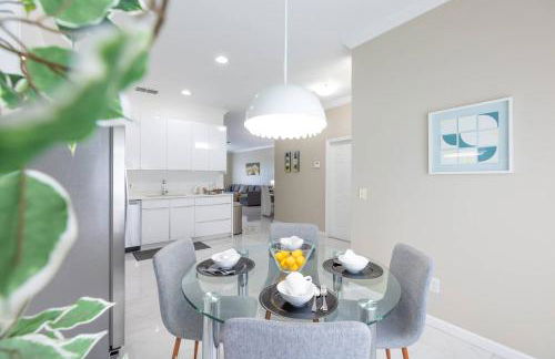 4br House w Perfect Location Pool and Much More - Foto 13