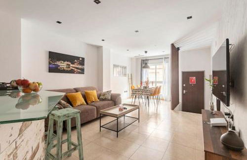 CastelPlace beach con plaza de Garage incluida, free parking and AC - Photo 1