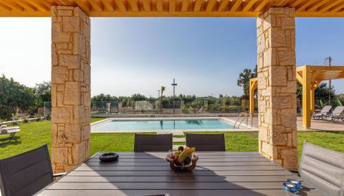 Villa Sandi with Private Pool - Photo 5, sunbed