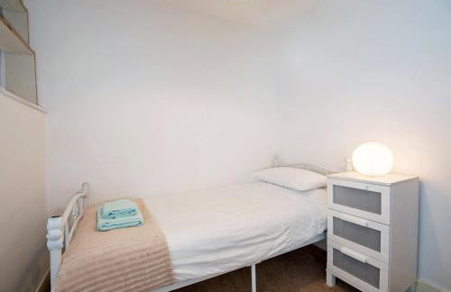 Apartment 2 The Grove - Foto 13