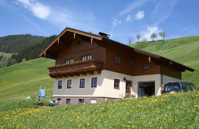 Spacious Apartment with Garden near Ski Area in Wagrain - Photo 20