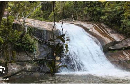 Casa Ampla e Confortável a 10 minutos Praia Ubatumirim Cambuca - Foto 13