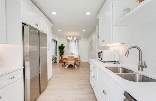 Professionally Designed 4BD Central location - Foto 36