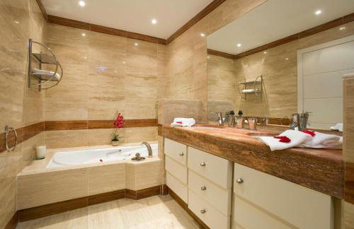 Apt 212 Heaven Beach Apartments, Guadalmansa Playa - Photo 20