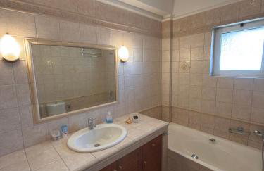 Άνετη Κατοικία για Απόδραση στη Λίμνη Πλαστήρα - Foto 24