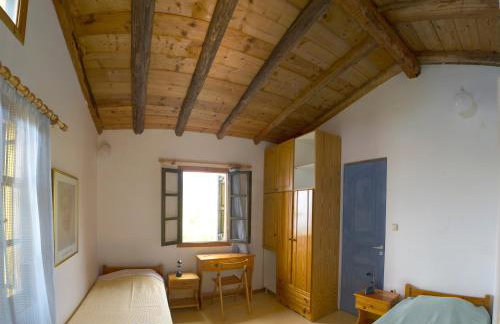 Ikarian Centre - Accommodation & mountain hiking - Photo 22