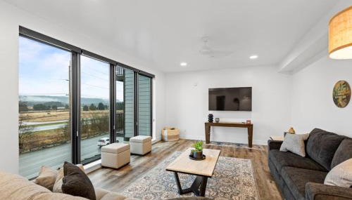 Stunning Waterfront Condo Breathtaking Views 202 - Foto 4