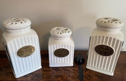 Clayton's 1910 Restored Mill House-near Burlington - Foto 11