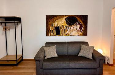Studio Suite 11 - Photo 14
