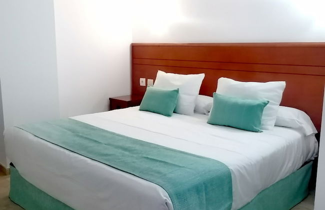 CN-340 Suites - Photo 25