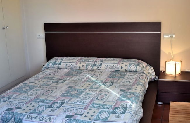 Acogedor Apartamento con Piscina Comunitaria Marina Sant Jordi - Foto 2