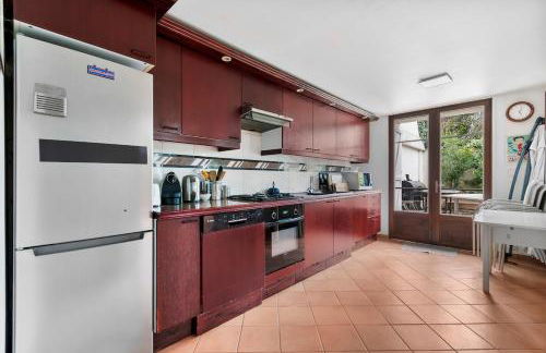 Maison proche du centre de Paris calme et verdure - Foto 19