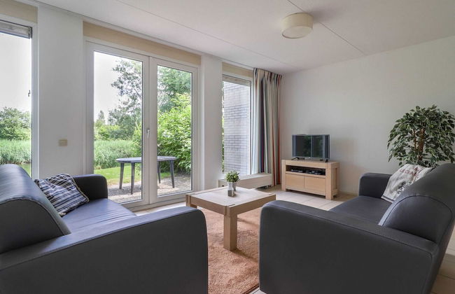 Holiday Home at a Holiday Park in Friesland - Foto 11