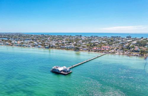 Sleeps 11 Pool Close to Anna Maria Beaches - Foto 46