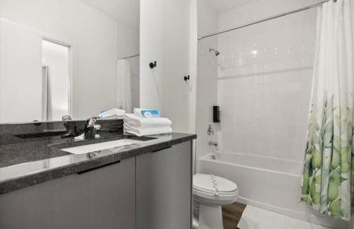 3 Bedrooms3 Baths Hub Westside Reserve 8799Pd - Foto 12