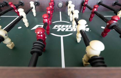 Clicketts - 3-Bedroom, Full Entire House, Sleeps 6 guests, Free wifi, Street Parking, Smart TV, Basildon, Essex London - Foto 41