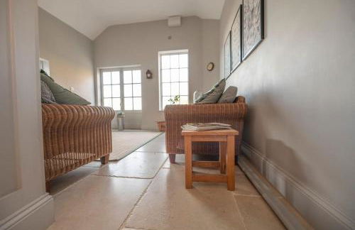 Georgian Country House -Panoramic Views -Sleeps 12 - Photo 19