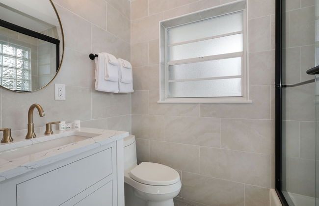 Waterfront Luxury Home With Pool And Boat Dock 3 Bedroom Home by RedAwning - Foto 14