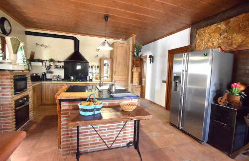 Idyllic Andalusian villa with private pool & stunning views - Foto 16