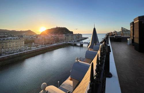 Deluxe Apt-Views to historic Maria Cristina Hotel - Foto 14