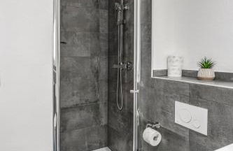 CityOase im Zentrum mit 24-7 Self Check-In, WLAN & Smart TV - Foto 14