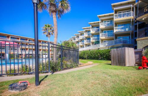 Sea-Renity Heated pools steps to the beach - Foto 35