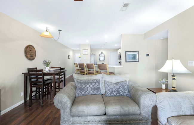 Family Lakefront Oasis Picture Perfect Retreat! - Photo 14