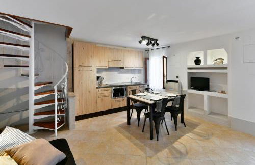 BRUNA HOLIDAYS HOUSE - Photo 11