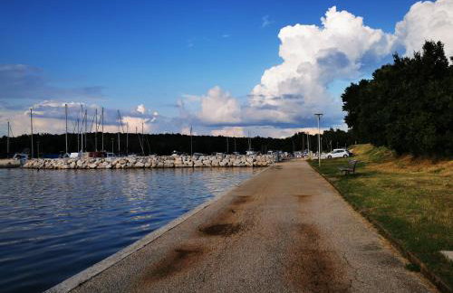 Lovely apartment near the beach with a sea view - Foto 24