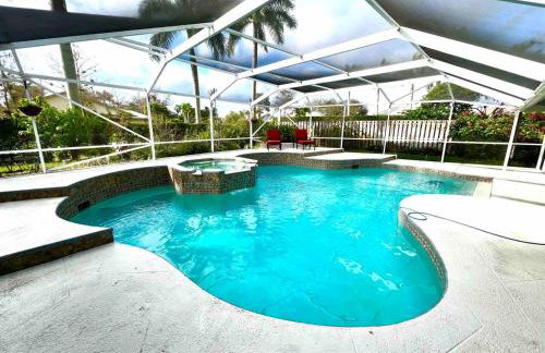 Wellington Pool House With Spa and Putting Green - Foto 1