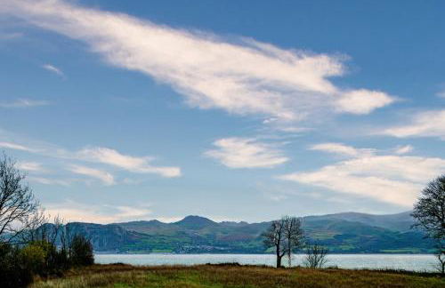 Great Orme- Seaside Cottage for 8 - Photo 14